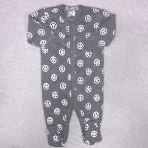Little mish grey smiley face snap sleeper pajamas 6m